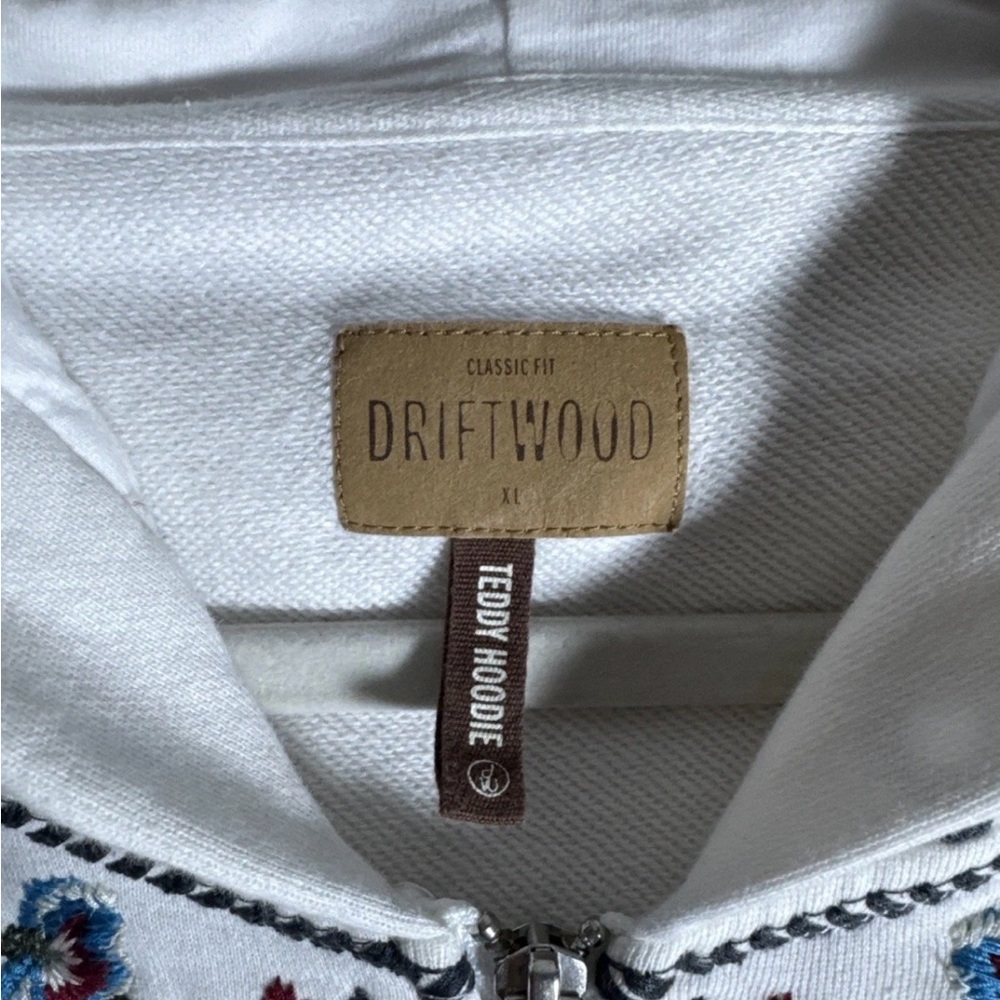 DRIFTWOOD Women's Teddy Hoodie Size XL Full Zip Embroidered GORGEOUS EUC 46x23” - Picture 2 of 6